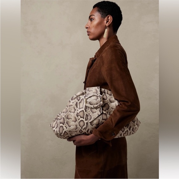 NWT STELLA CLOUD CLUTCH IN PYTHON BY BANANA REPUBLIC - Picture 2 of 5